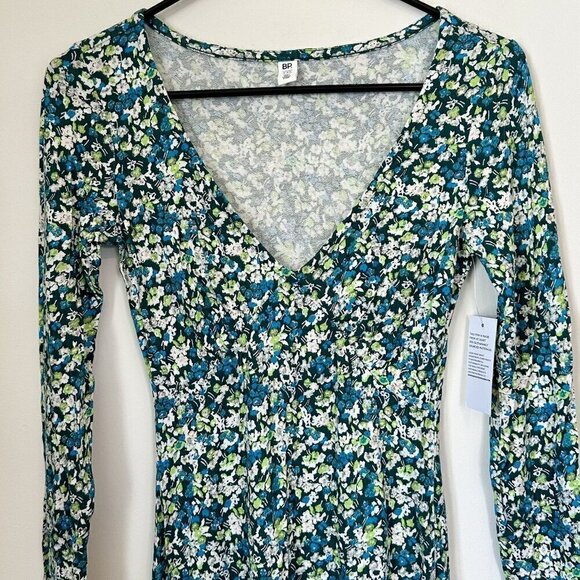 NWT bp Green Floral Knit Long Sleeve V-Neck Sustainable Dress - Size: XXS - Picture 3 of 7